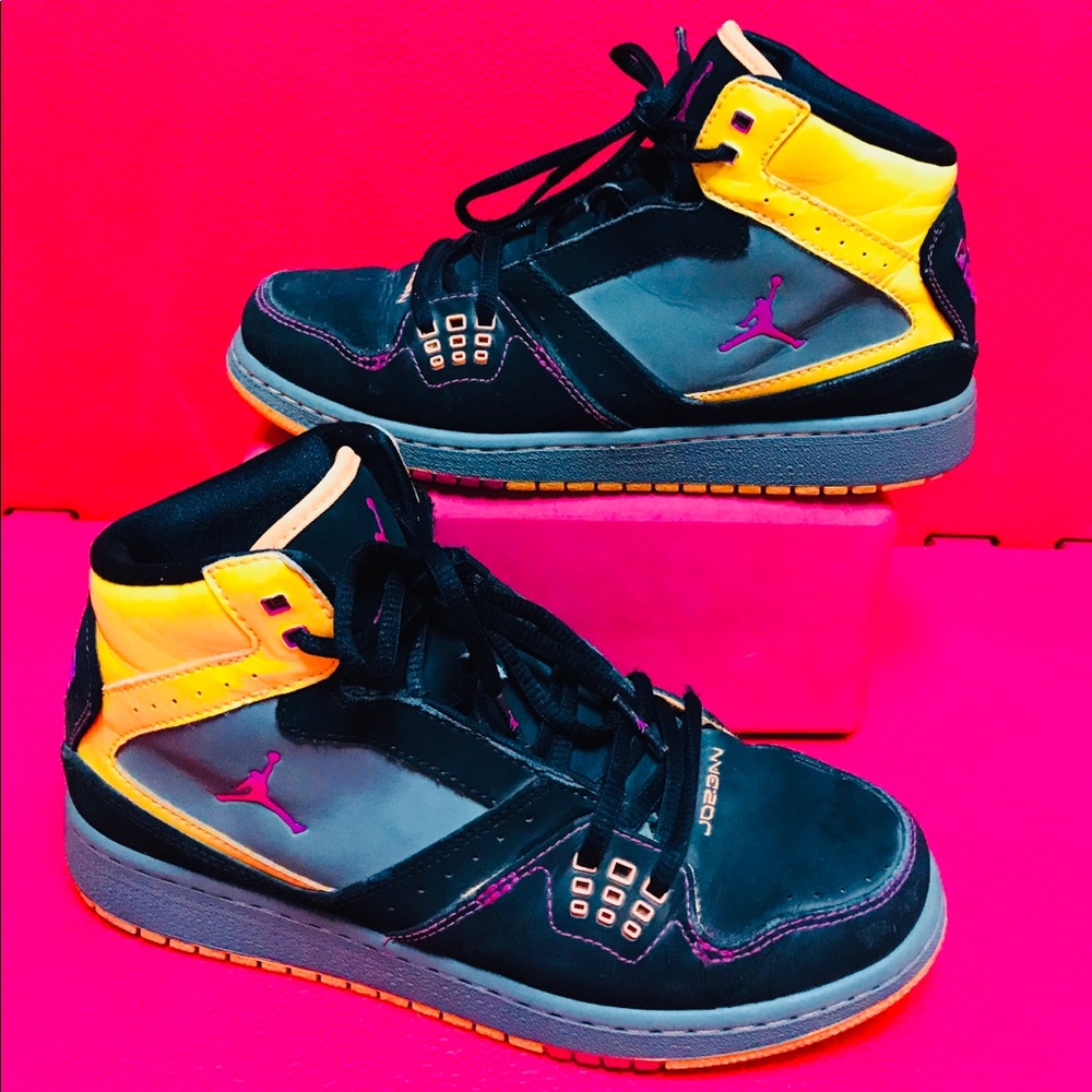 Nike Jordan Basketball Shoes Y/6 W/7.5 371389-050